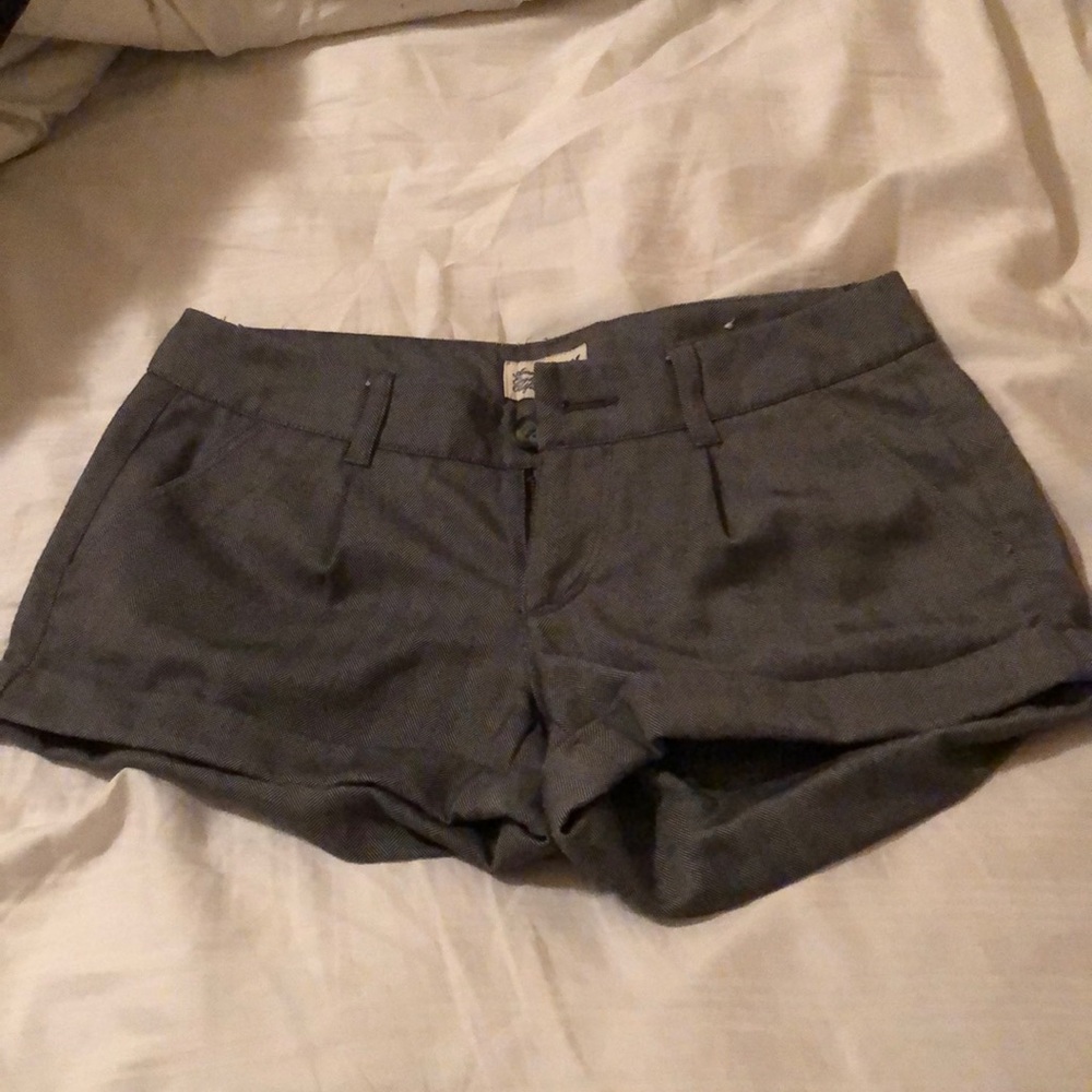 American eagle black dress shorts